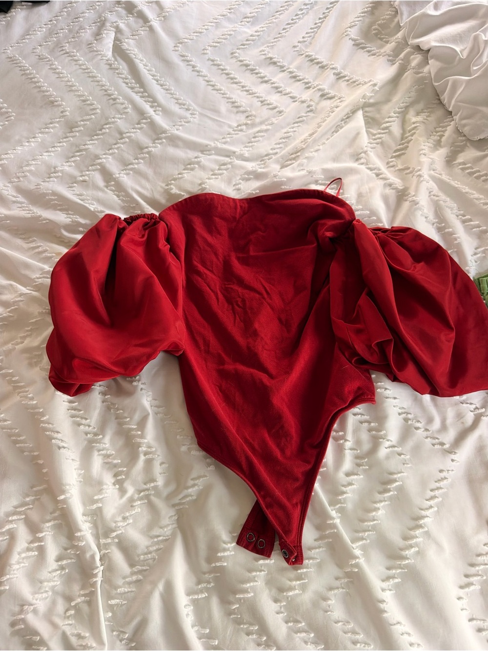 Express Red Puff-Sleeve Off-Shoulder Bodysuit